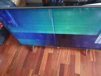 uszkodzony telewizor Philips 55PUS6401/12 zbita matryca