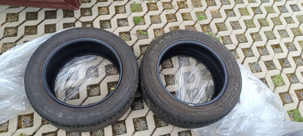 Opony R17/235/55