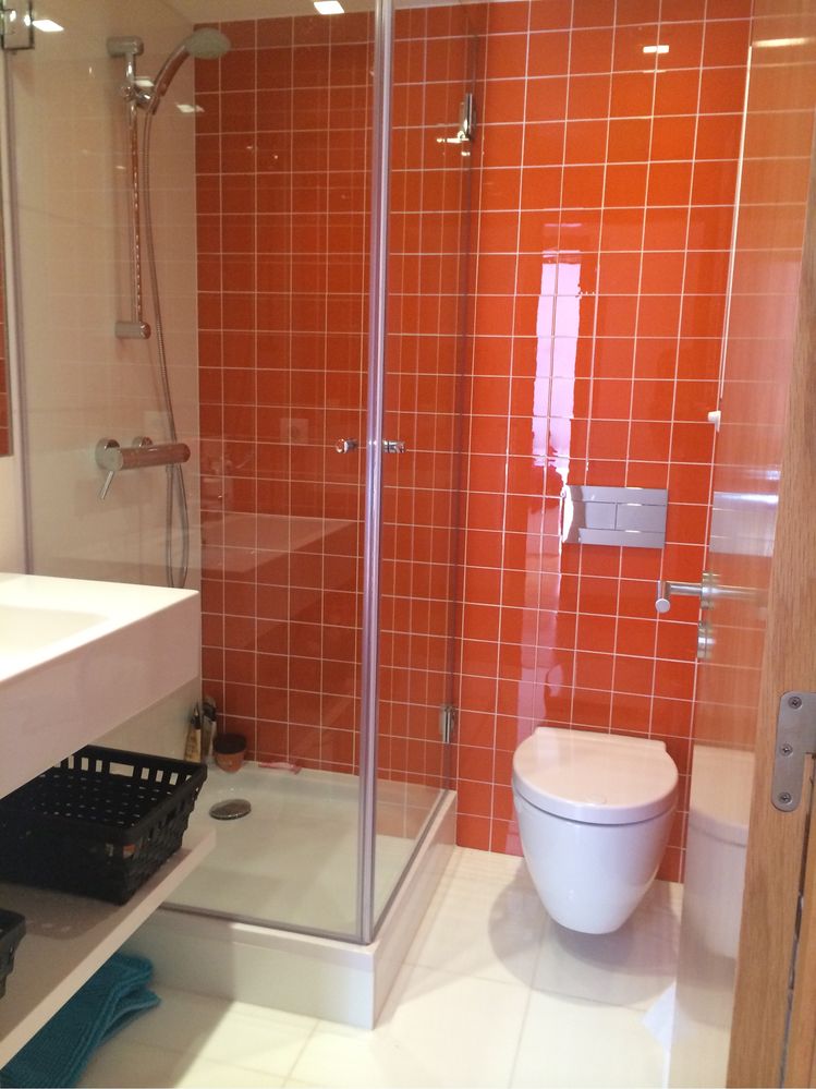 Quarto moderno grande na Alta de Lisboa