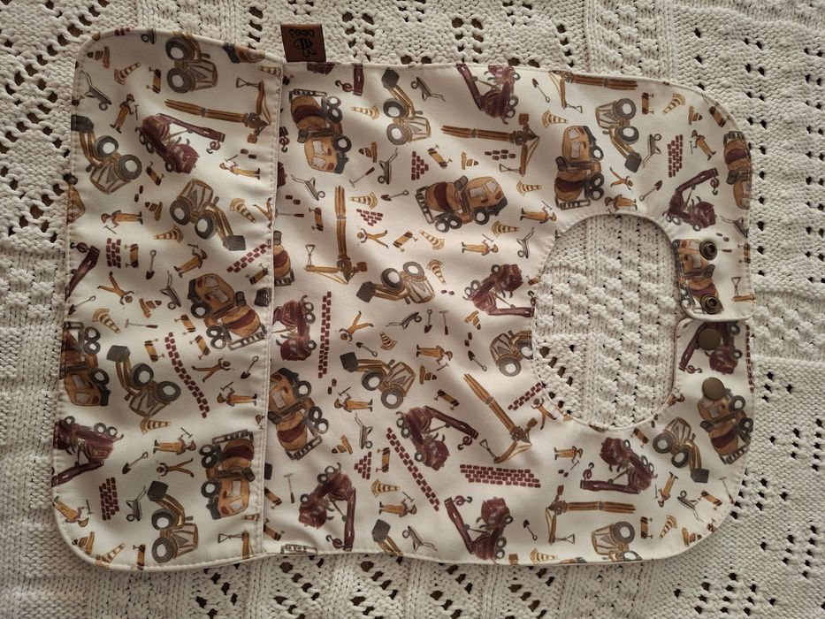 Śliniaczek z kieszonką