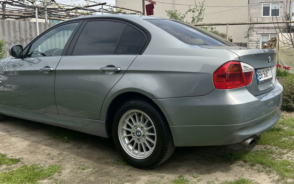 Продаю BMW e90