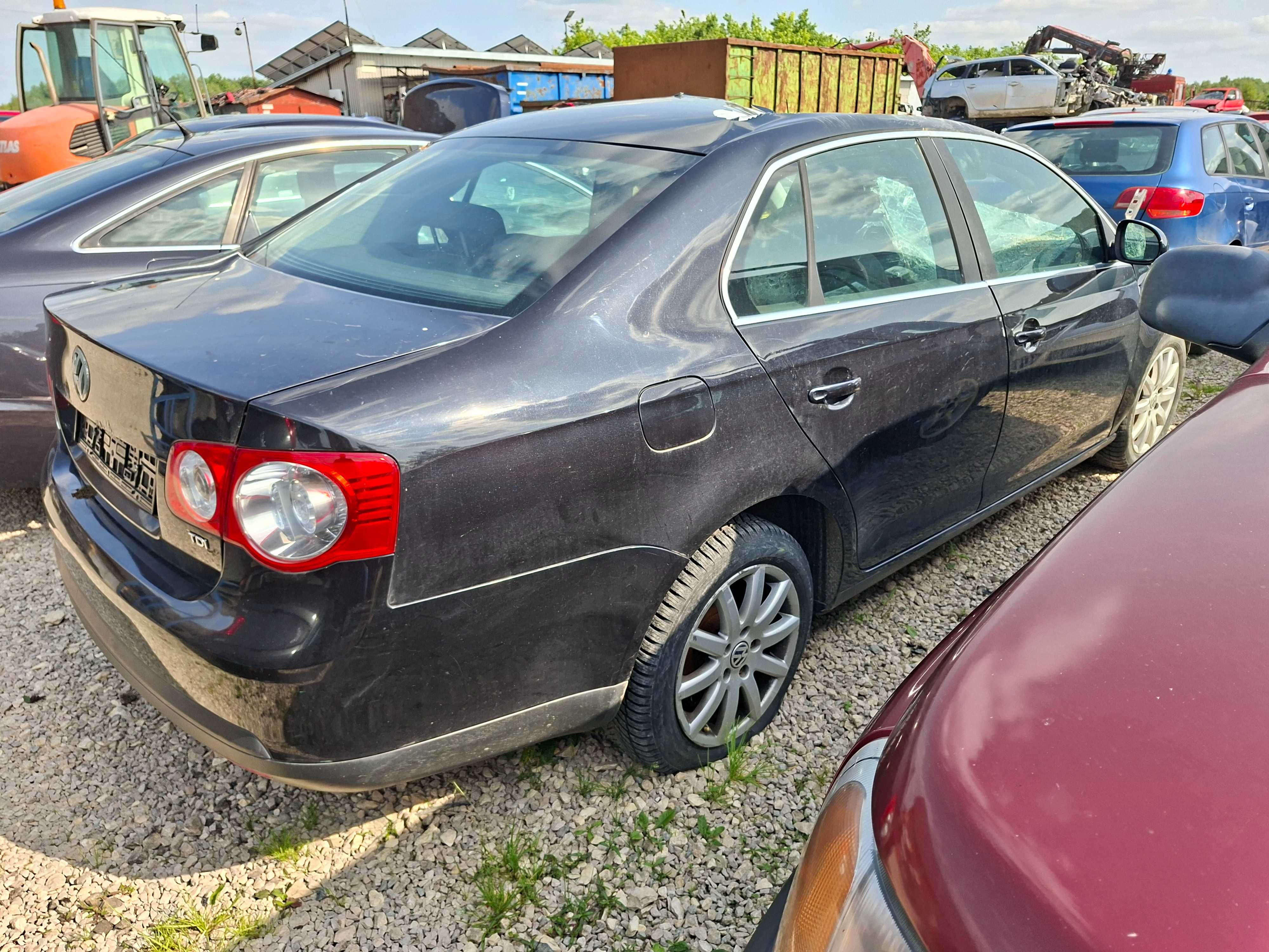 Volkswagen Jetta na części