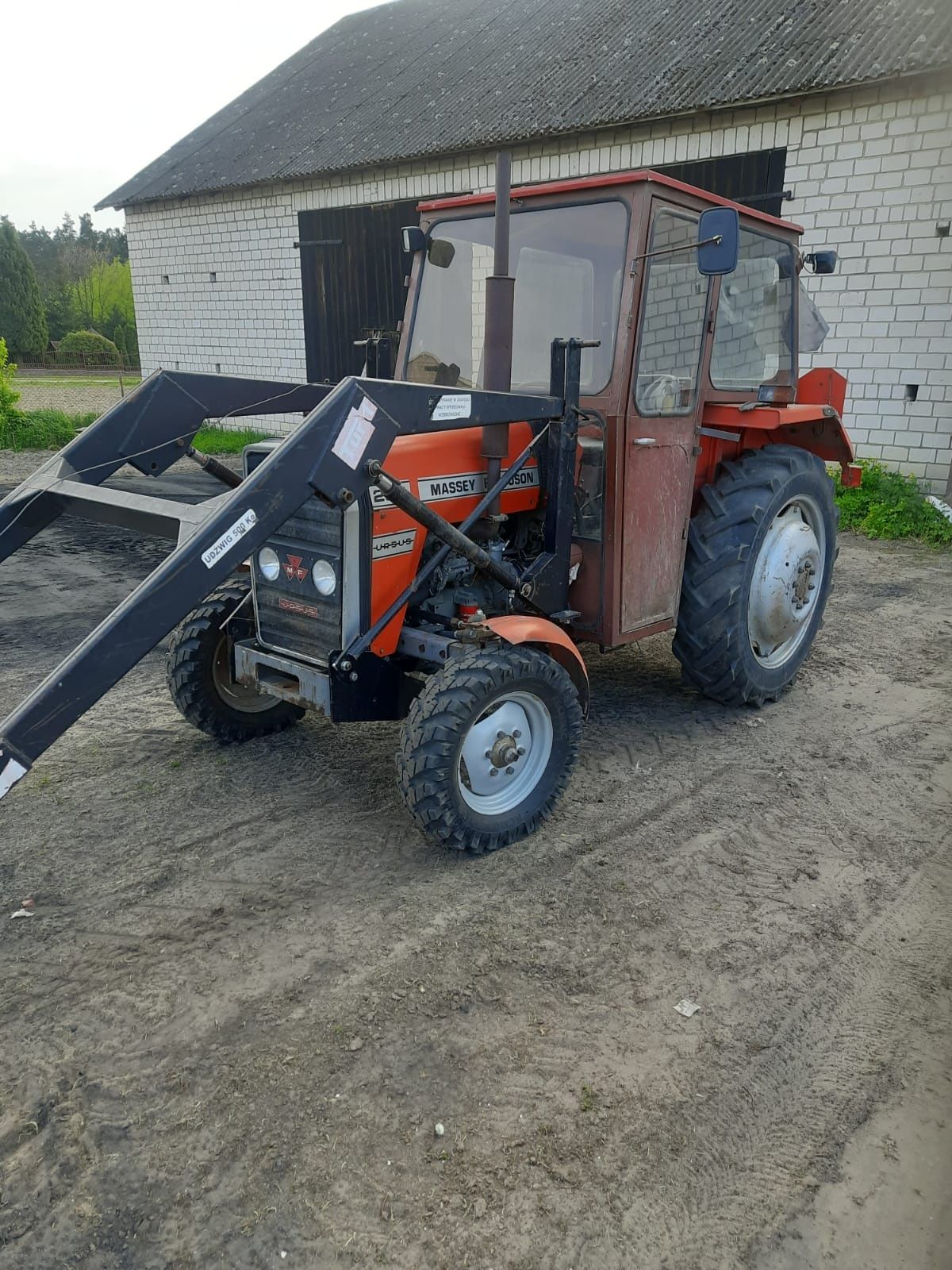 Sprzedam ciagnik MF255 pierwszy wlasciciel