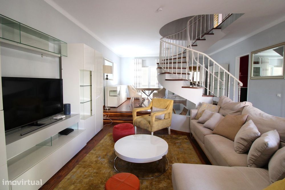 Arrenda-se Moradia a 500 mts da Praia - Alvor