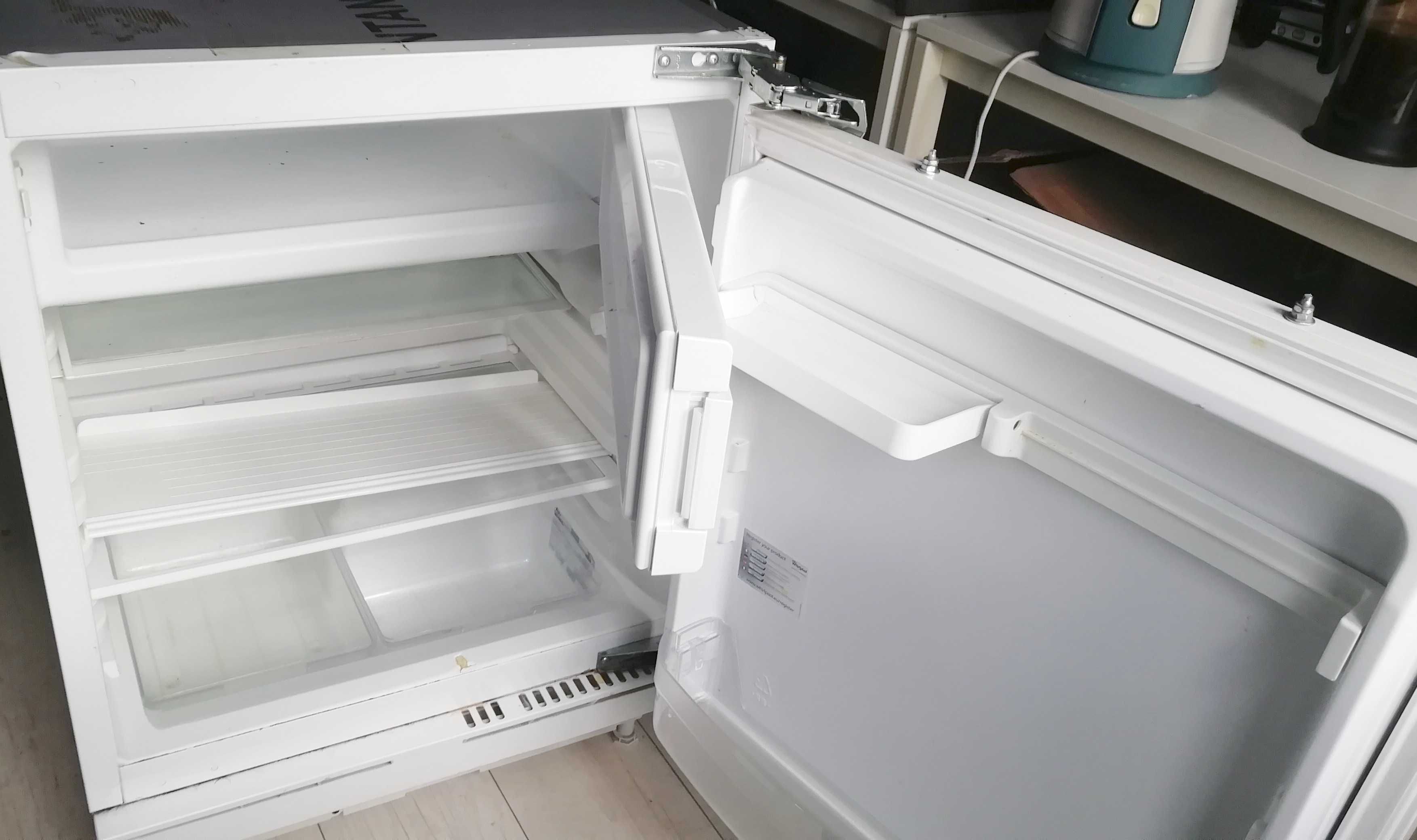 Lodówka podblatowa do zabudowy Whirpool
