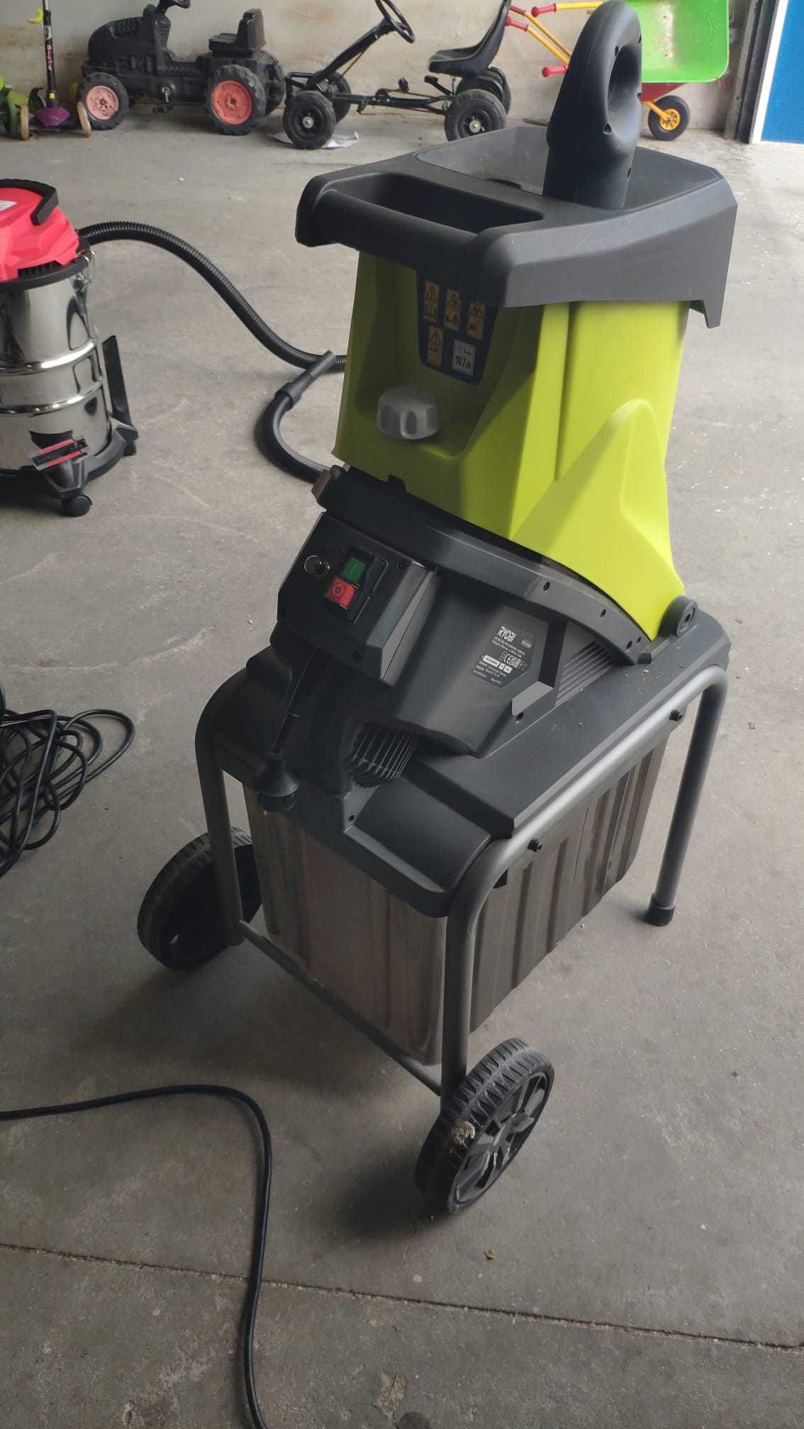 Triturador elétrico RYOBI