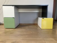 Biurko 140 L z kontenerkiem Young Users VOX