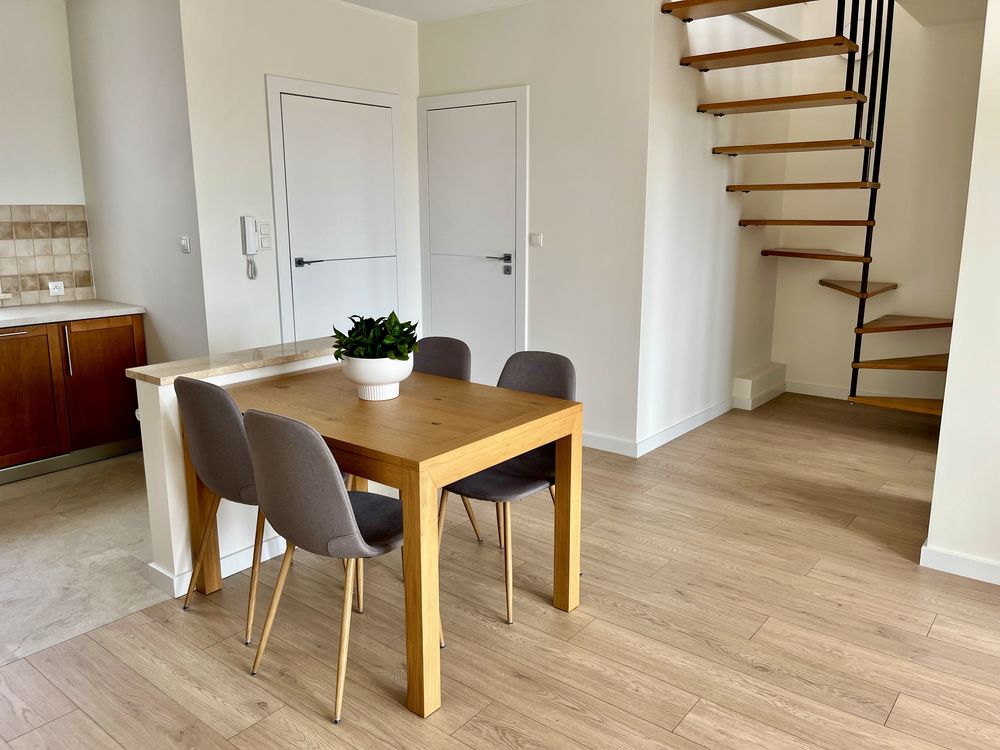 Mieszkanie blisko GUM, wzgórze Focha/Apartment near Medical Univ,Focha