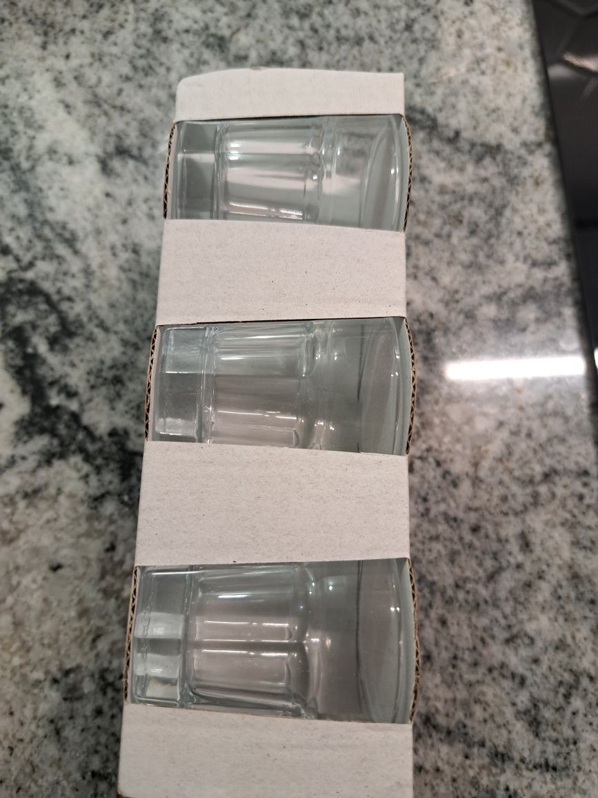 Kieliszki Ikea nowe