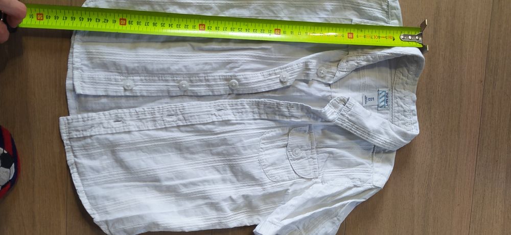 Biała koszula z krótkim rękawem chłopięca