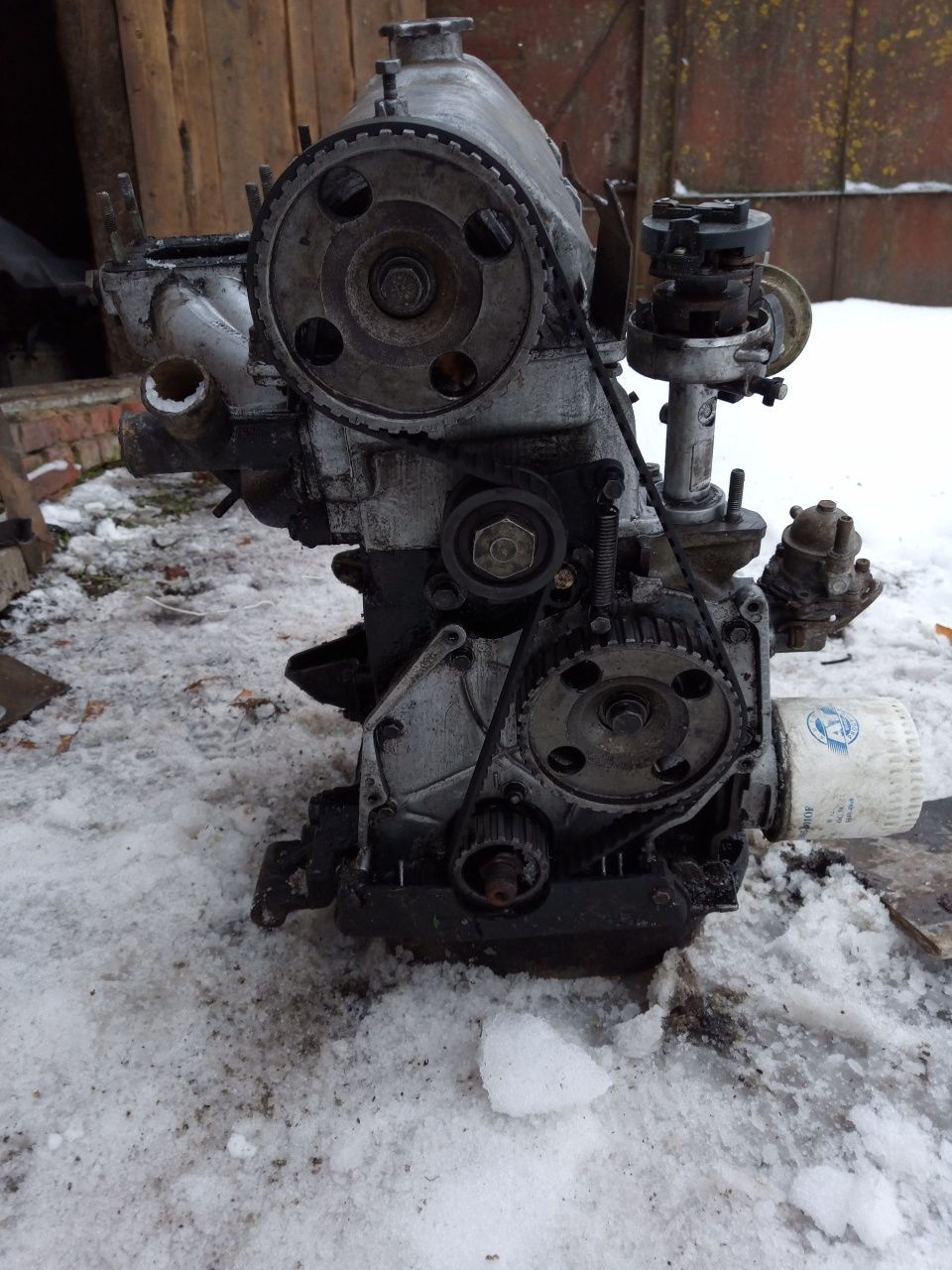 Двигун Ваз 2105 под ремонт