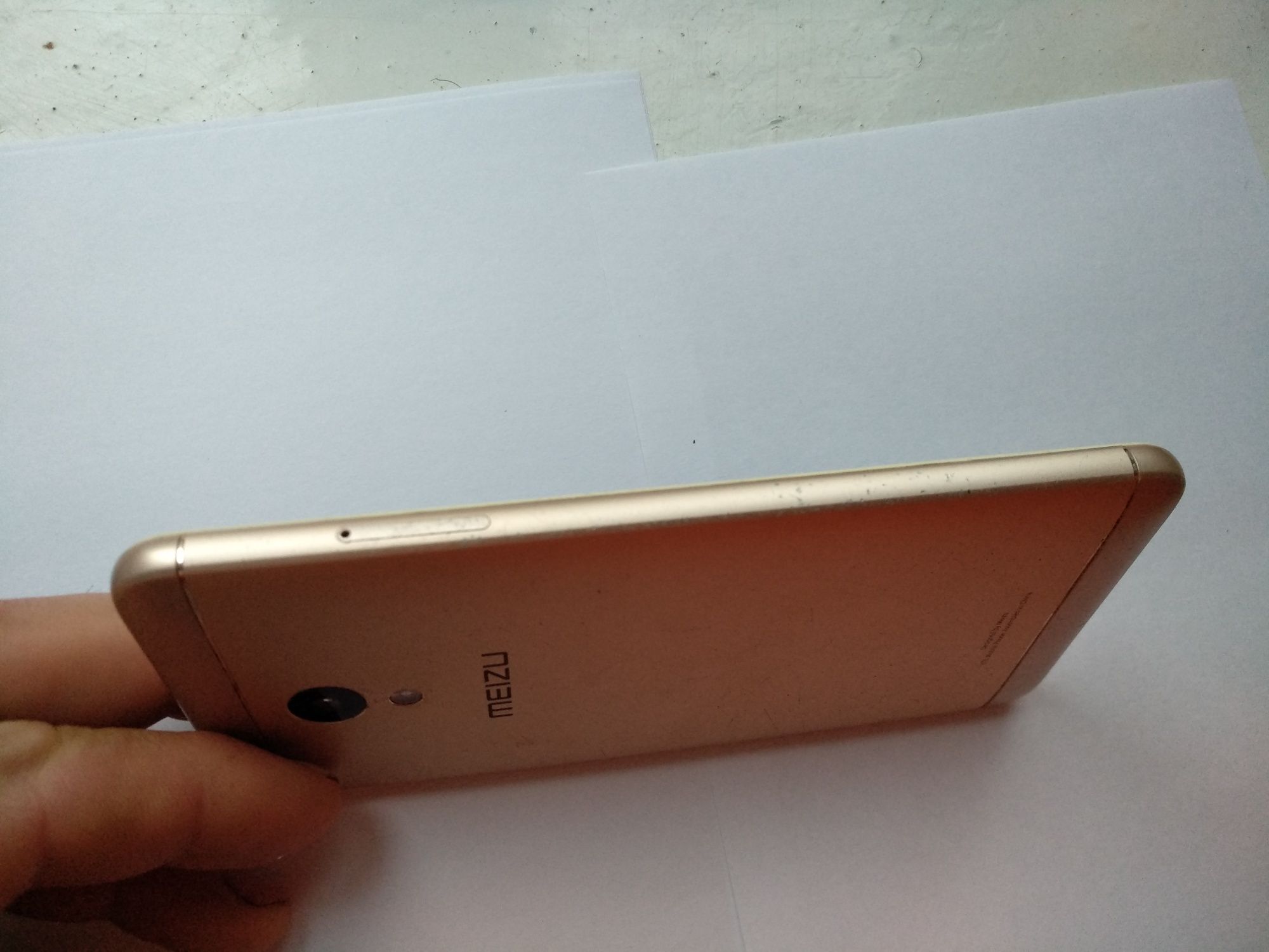 Телефон Meizu m5s
