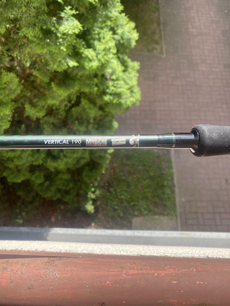 Madcat green vertical 190