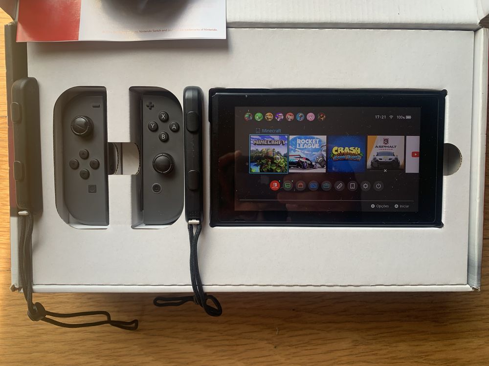 Nintendo Switch original com caixa e fatura desbloqueada