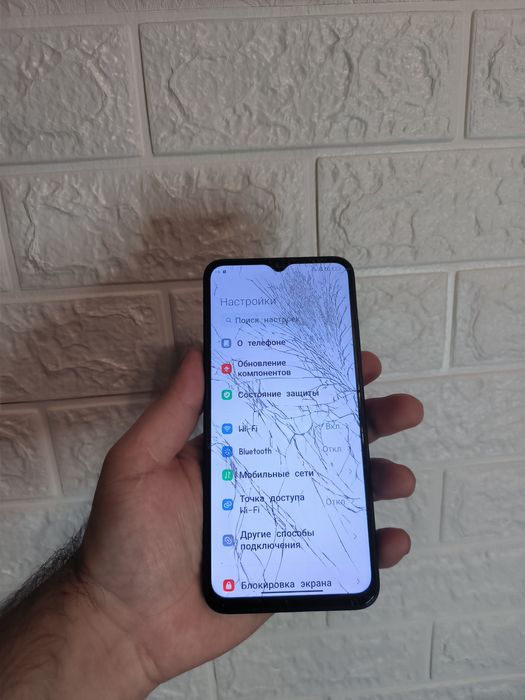 Дисплей с рамкой Poco M5