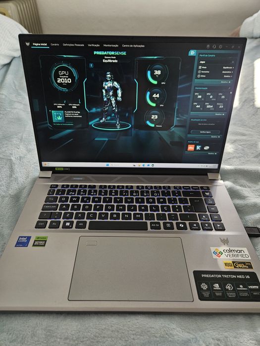 Portátil gaming como novo sem nenhuma marca