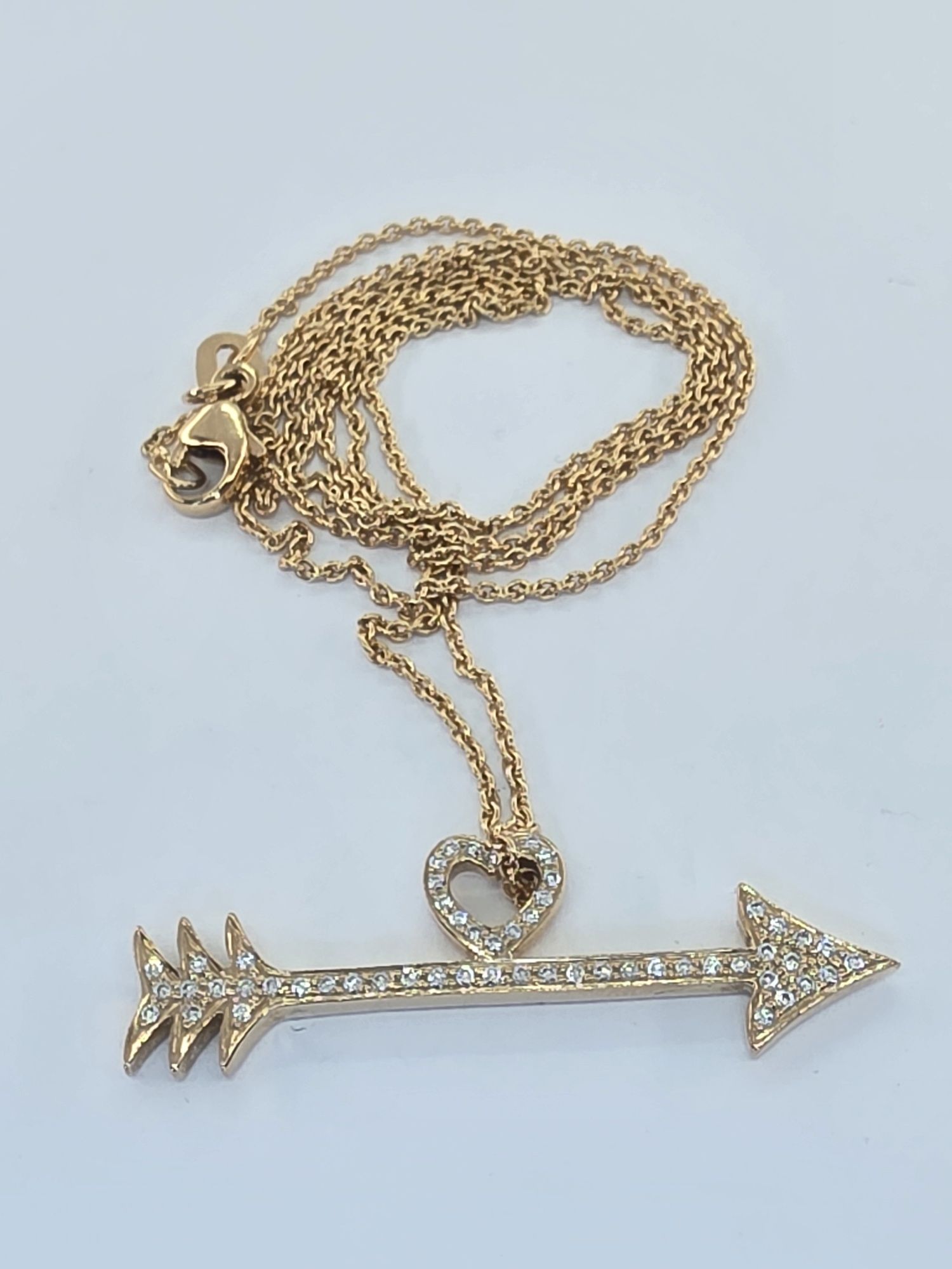 Łańcuszek z wisiorkiem 750 różowe złoto , brylanty 0,36 carat