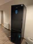 Lodówka Samsung wys 200cm szer 60cm