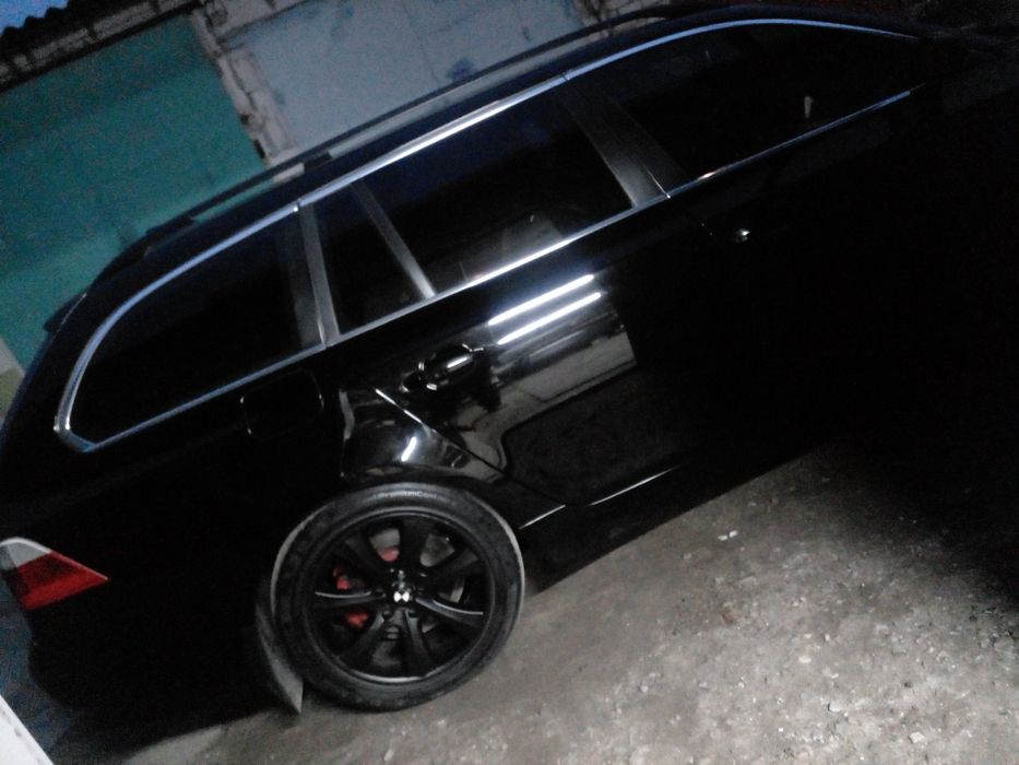 Продам БМВ 520 е61