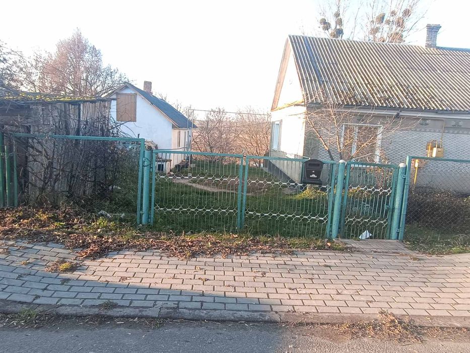 Продаж Будинку Олика