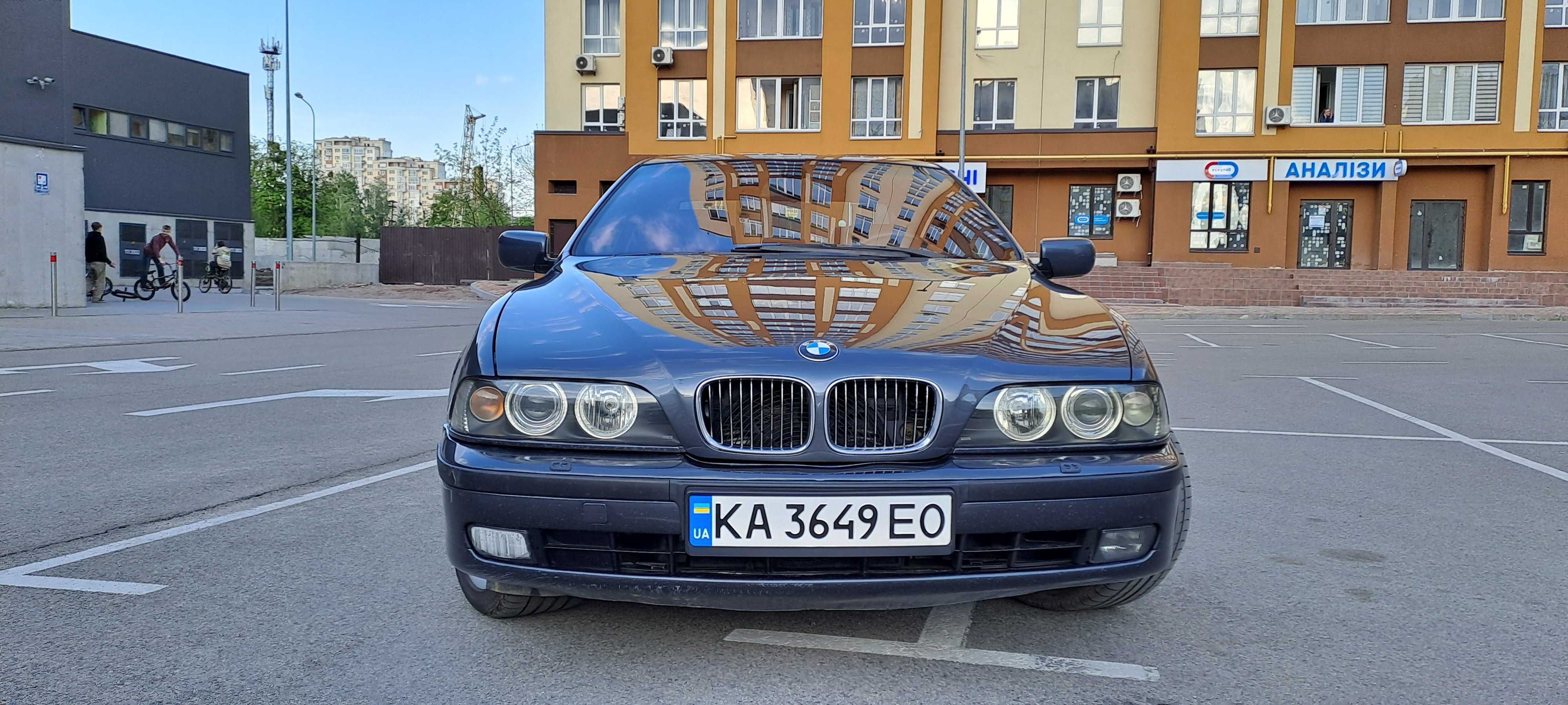 Продам BMW E39 535