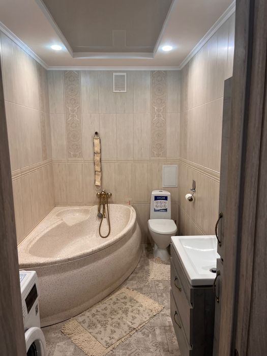 Здається 2 кімнатна квартира, Пасічна. Від власника