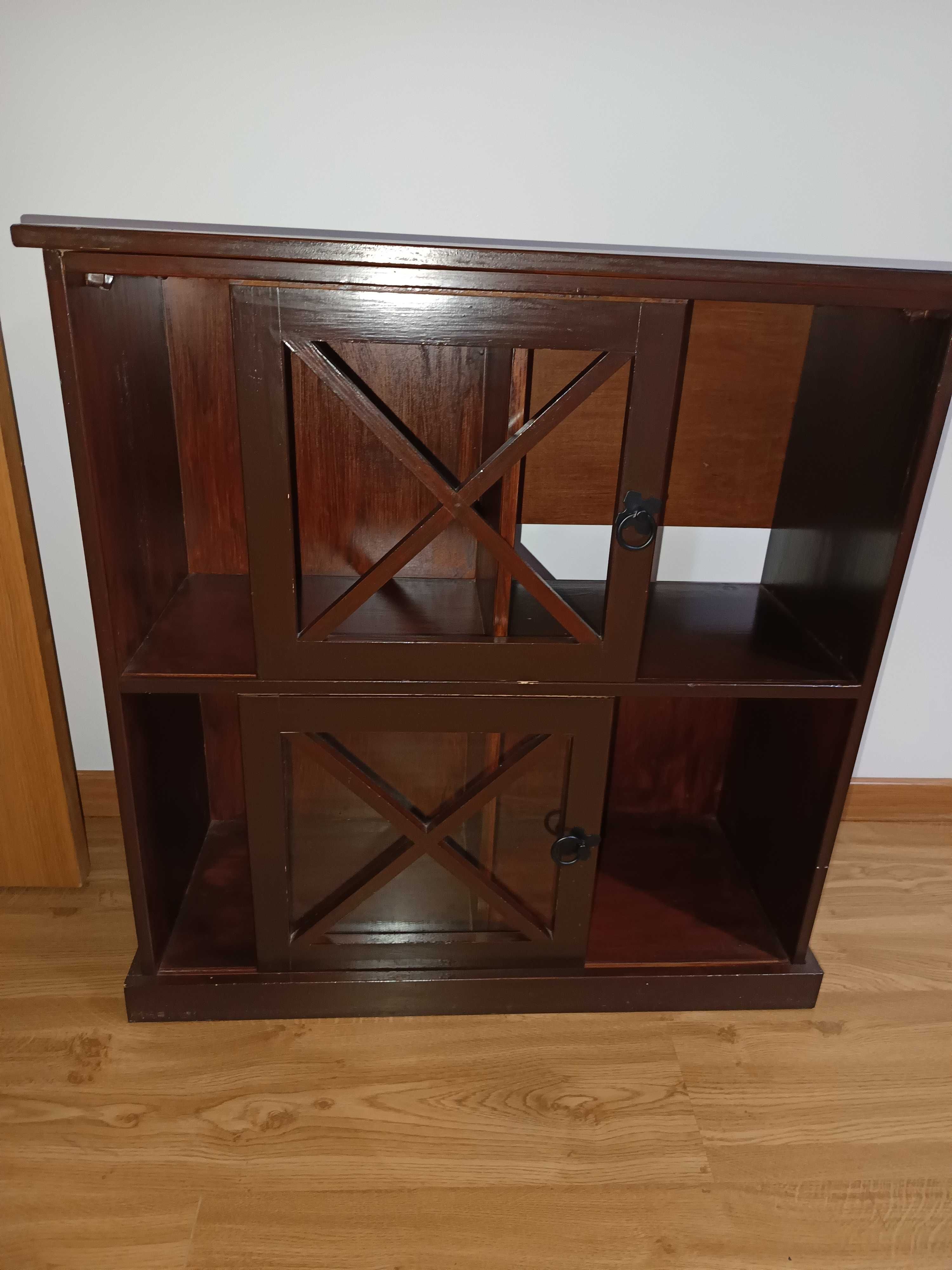 Estante modular com portas delizaveis