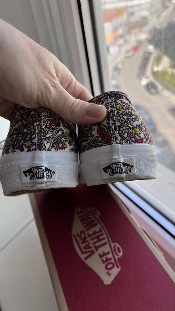 Кеды vans u authentic (liberty) paisle true white унисекс 39 р 25 см