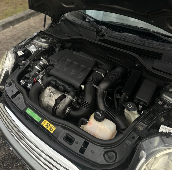 Mini Cooper 1.6D-2010[Caixa-automática]