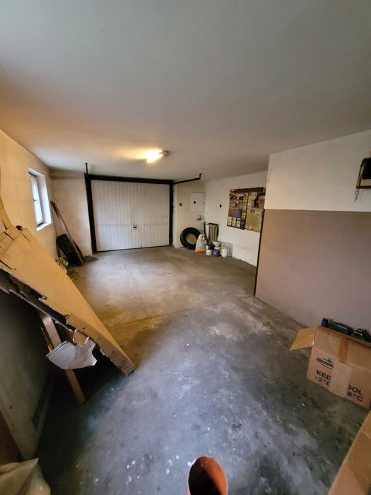 Dom piętrowy z garażem, dużą piwnicą i strychem, ul. Limanowskiego