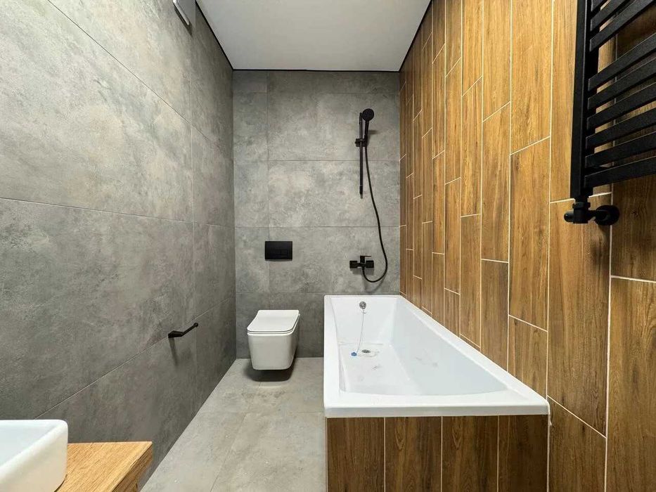 Сучасна однокімнатна квартира в центрі