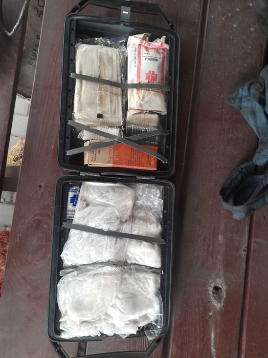 Apteczka samochodowa z czsów pr-l