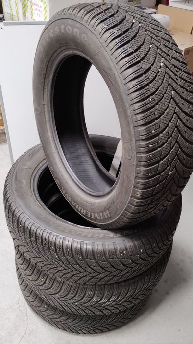 Cztery opony zimowe Firestone winterhawk 4 225/60 R18