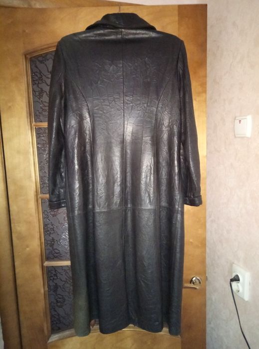 Плащ кожаный фирменный
