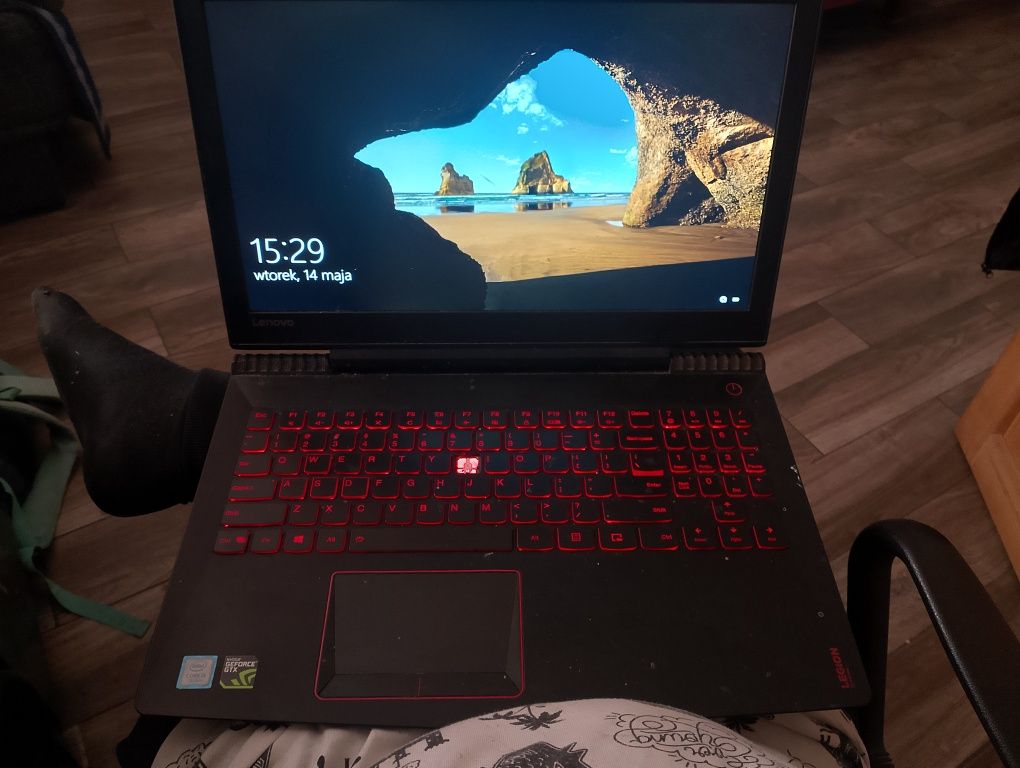 Lenovo legion y520