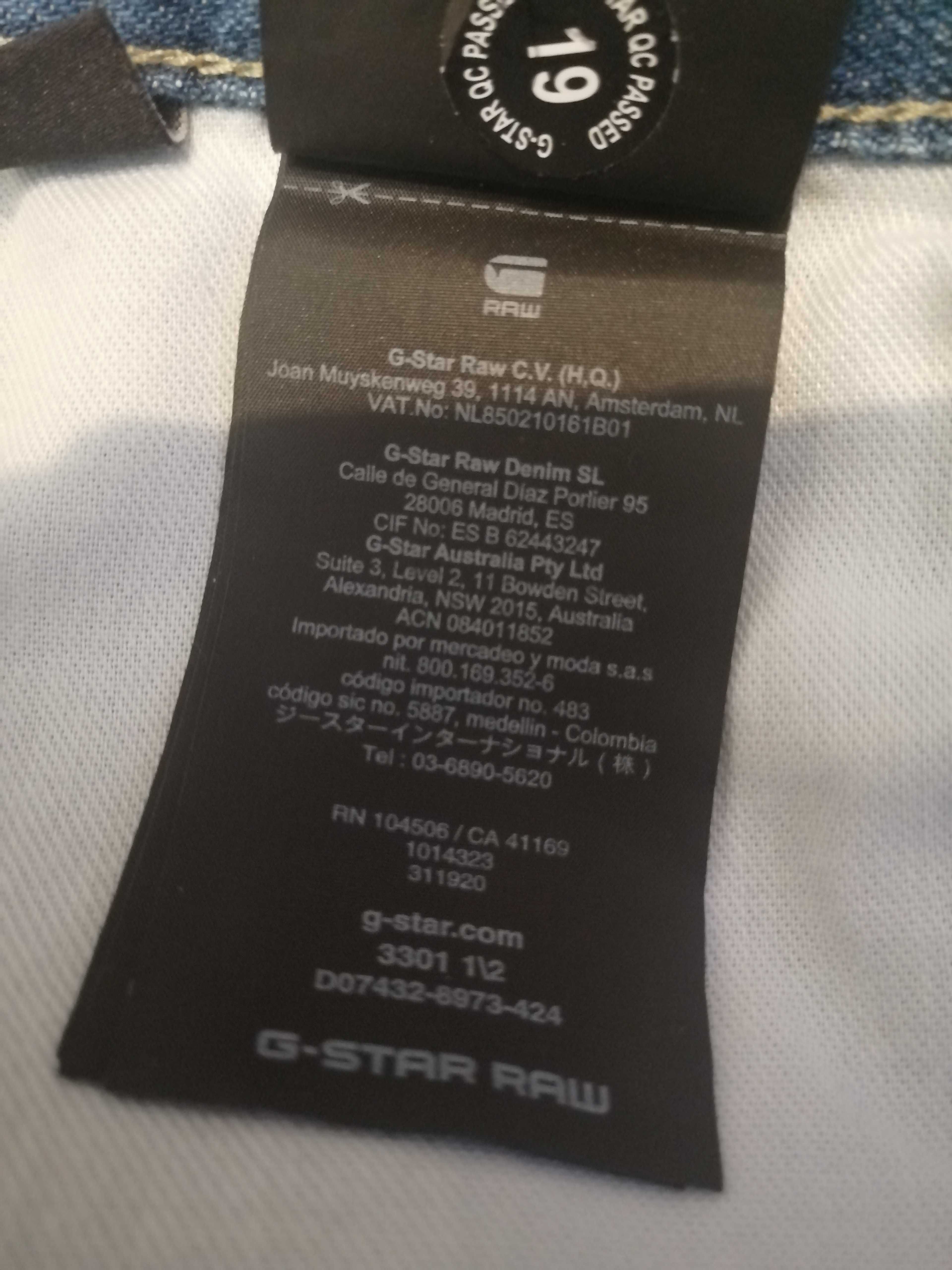 G-Star Raw Szorty jeansowe 3301 1/2