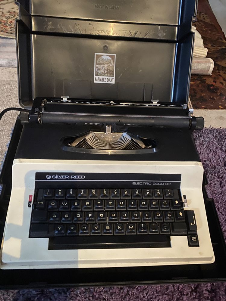 Maszyna do pisania Silver Reed