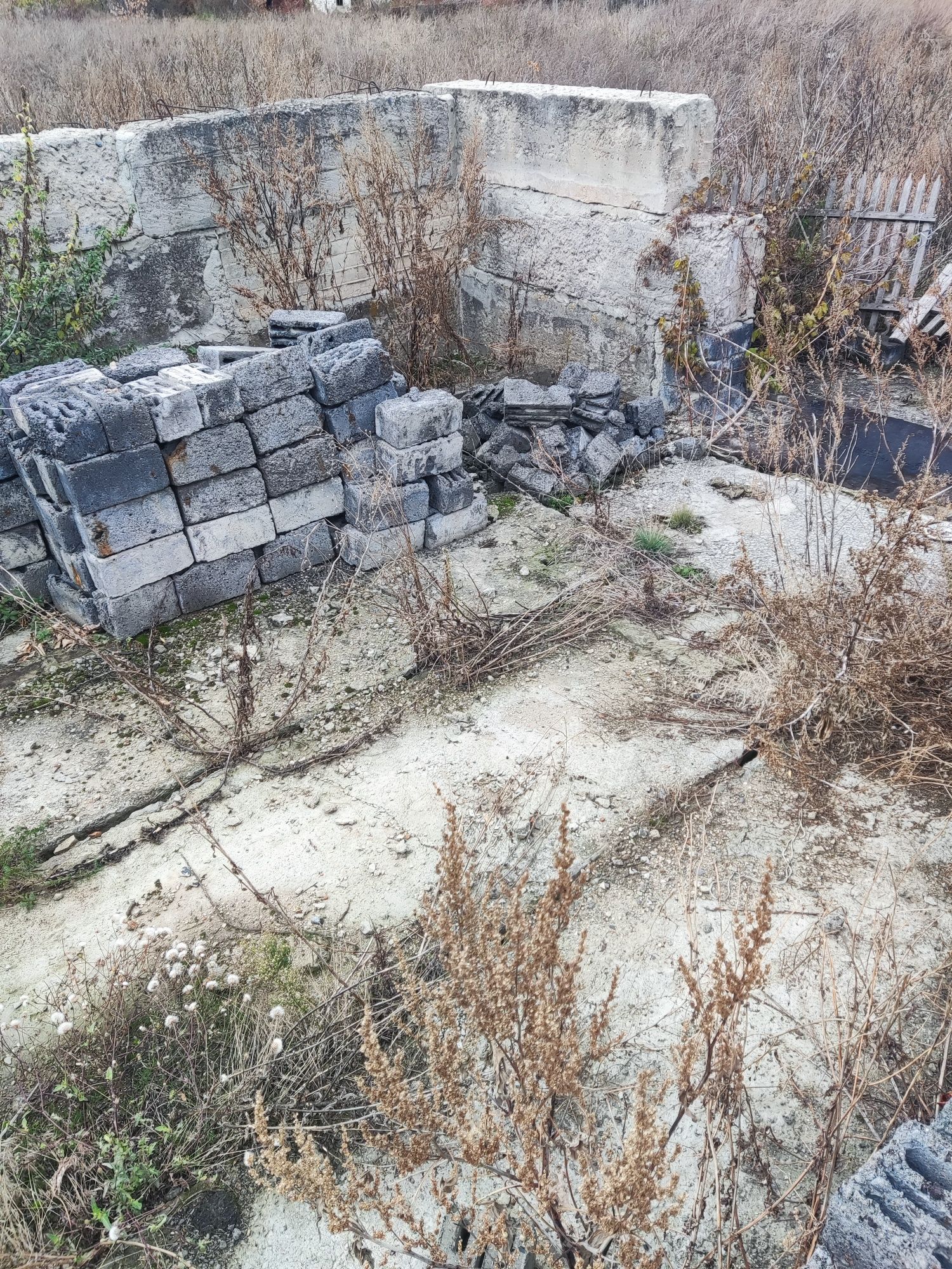 Продам шлако блок.блоки.плити