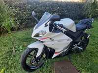 Yzf 125 r ..negociável