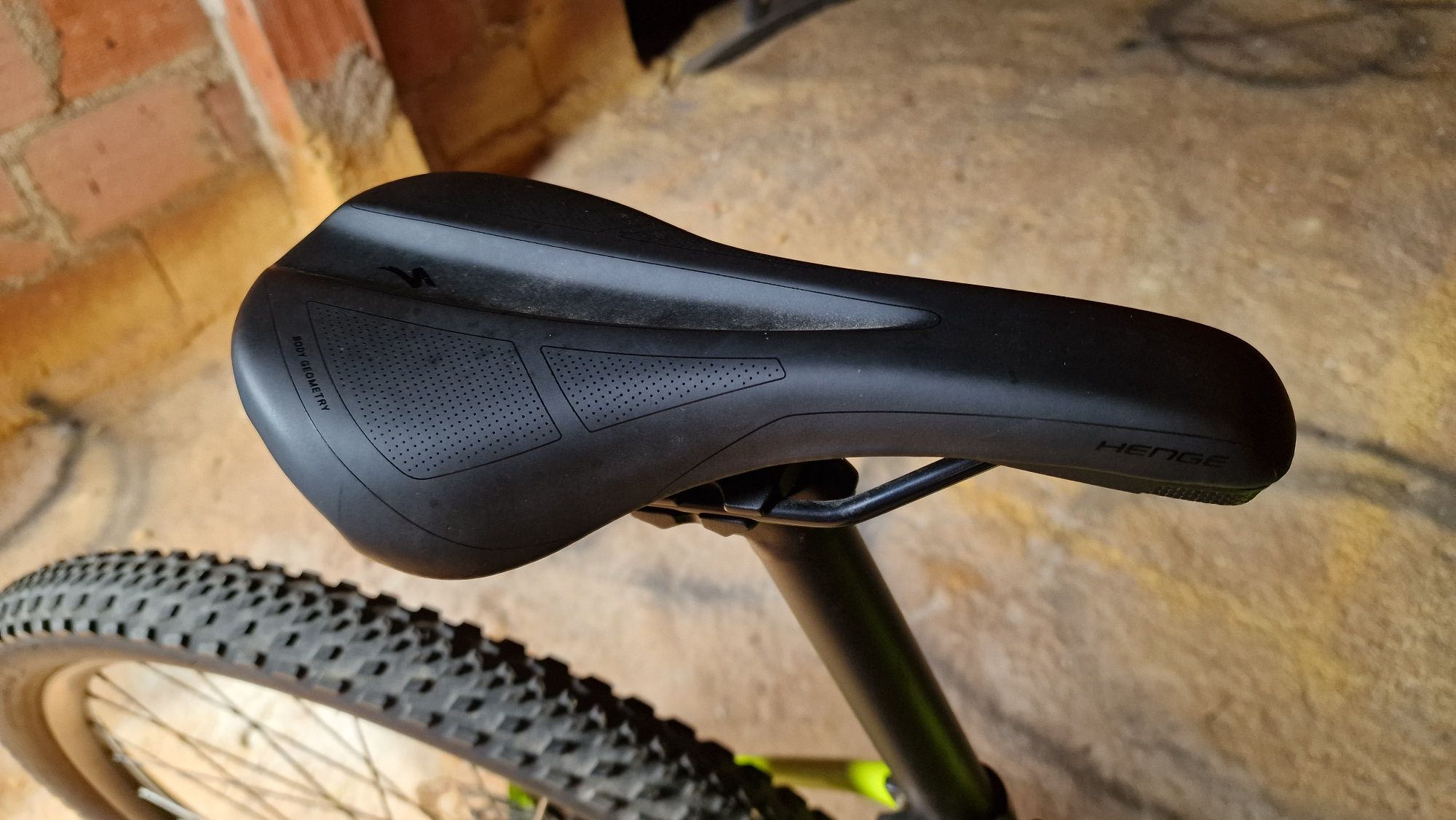 Bicicleta specialized como nova
