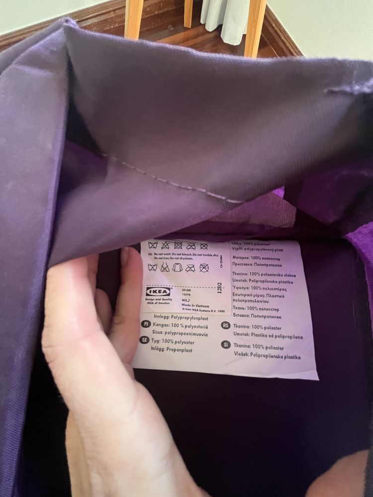 Arrumação de guarda-roupa IKEA
