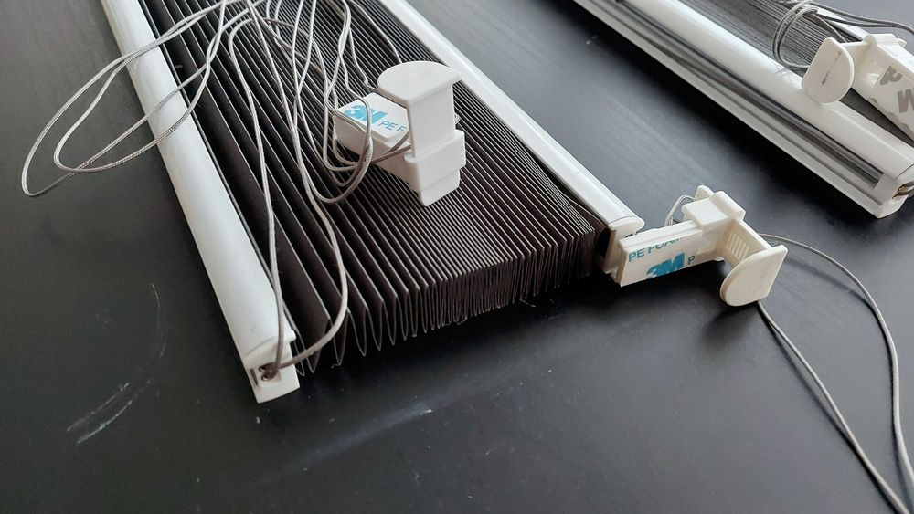 Roleta plisowana szara 67 x 150 cm, stan idealny