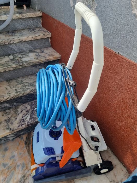 Aspirador de piscina