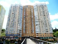 Продам студию Київ, Саперно-Слобідська вул.