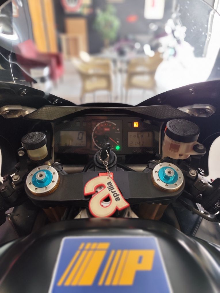 Aprilia RSV Mille R