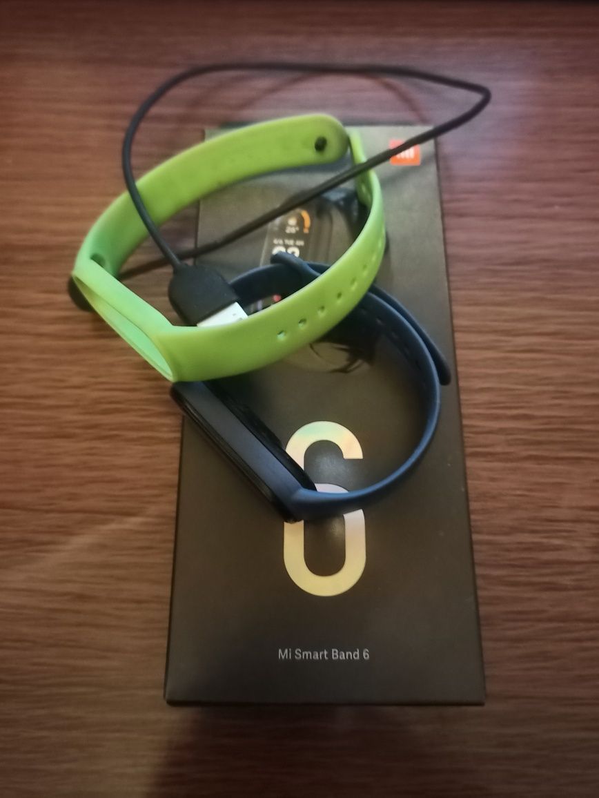 Продам фітнес часи Mi band 6