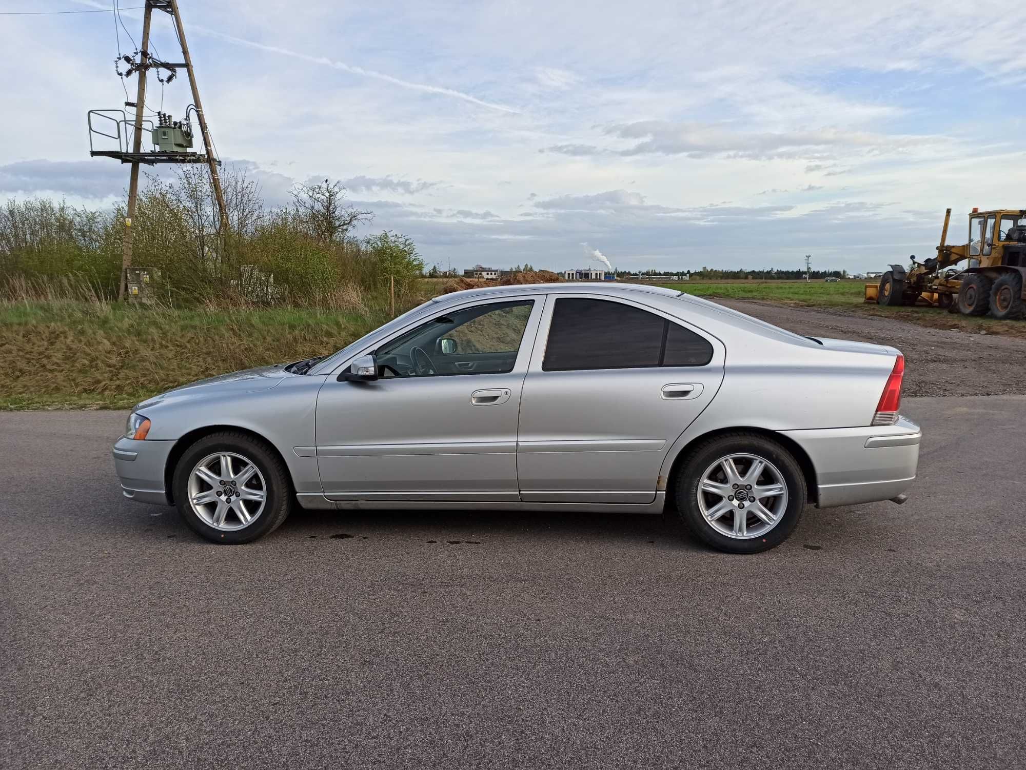 Volvo S60 2.4 benz. 170 KM 2008