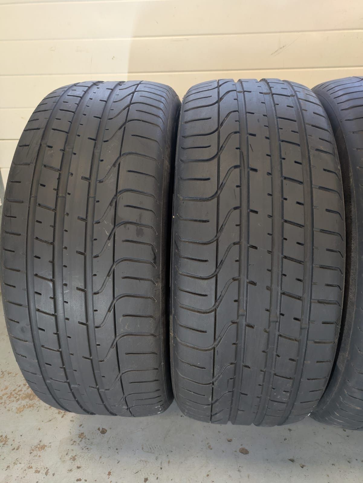 235/50R19 Pirelli P Zero komplet opon letnich