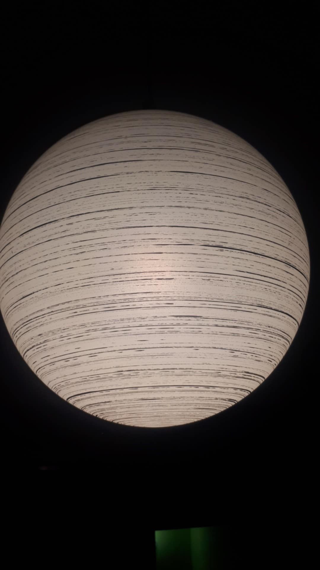 Żyrandol kula średnicy 32cm