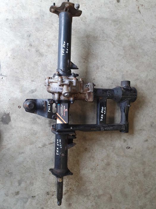 Cylinder Tłok Honda TRX 500 Części wał Kartery Skrzynia dyfer Magneto